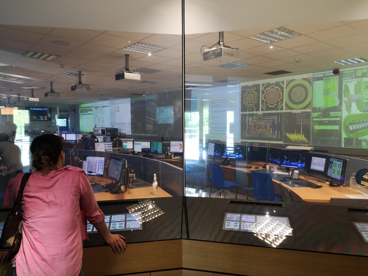 IfThatThenTrade's tweet photo. The guys and gals at CERN like their monitors and looking for patterns too! #guidedtouroftheLHC https://t.co/bZ2vJxxnSr