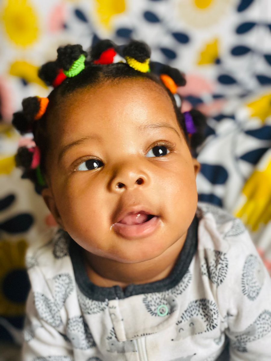 21revo_'s tweet photo. I love my daughter please https://t.co/7Tl90Bottw