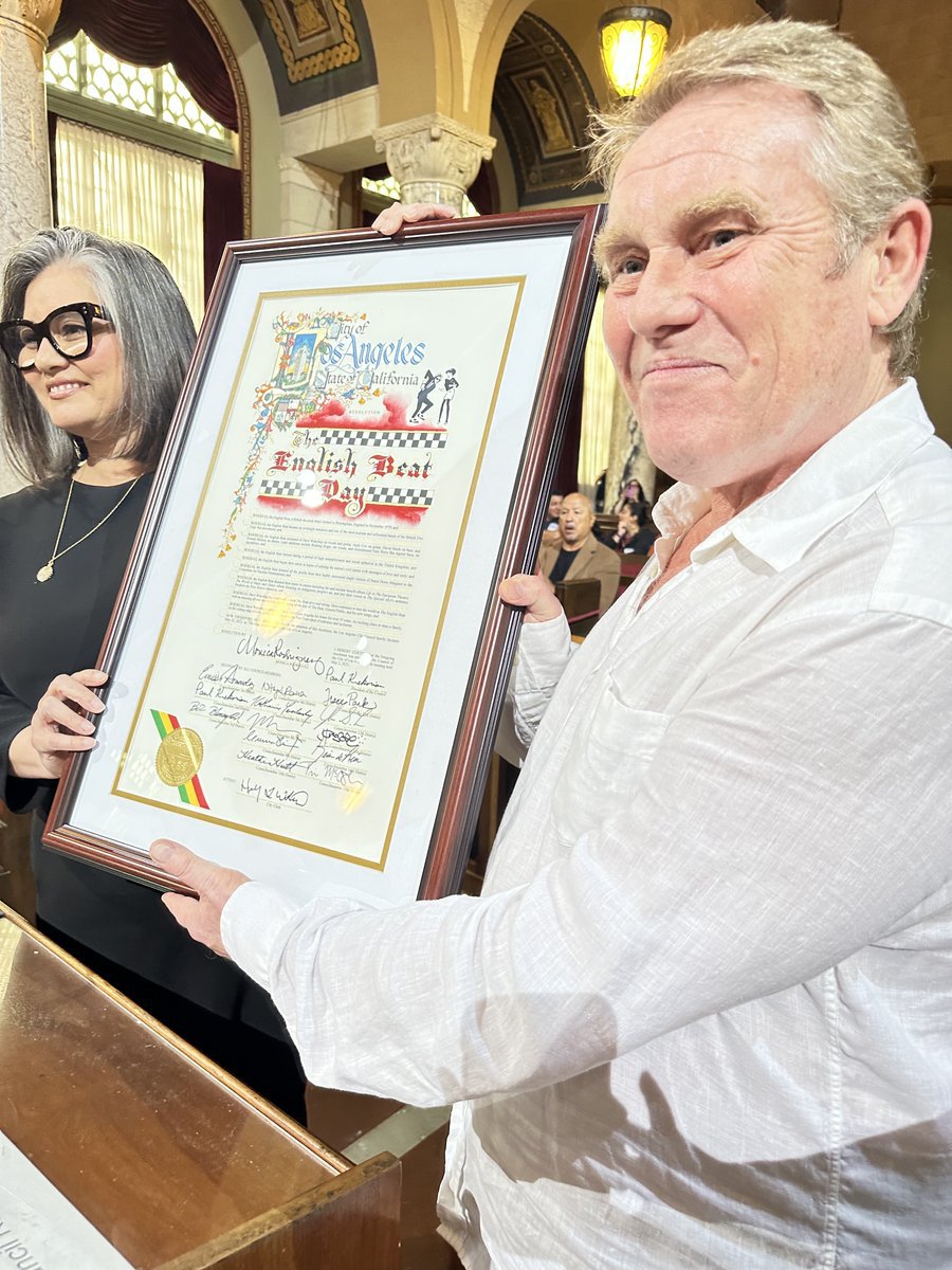 Happy #EnglishBeatDay, #LosAngeles!
Here's our client, #CouncilwomanMonicaRodriguez, & #EnglishBeat's @Dave_Wakeling, celebrating their decree in City Hall! Don’t 'Save It For Later,” celebrate TODAY & turn up @TheEnglishBeat & rock out! 🤘🎸@MRodCD7