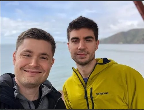 lifewithemms's tweet photo. LifelongAdpt: 🍼 John &amp; Andrew are hoping to #adopt a baby!
.
"While exploring the possibilities for growing our family, we realized how fortunate we would be to be able to provide a loving, caring home for a child in a supportive community."
.
Read m… https://t.co/Ars7shvTcN
