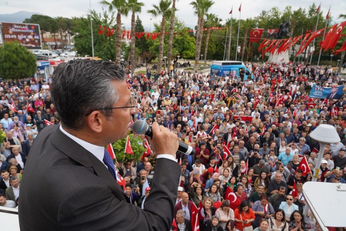 HalilMUTLU048's tweet photo. Grup başkanvekilimiz Sn. #özgürözel i Milas’ta ağırladık #kararvertürkiye https://t.co/ykFn4JRdxX