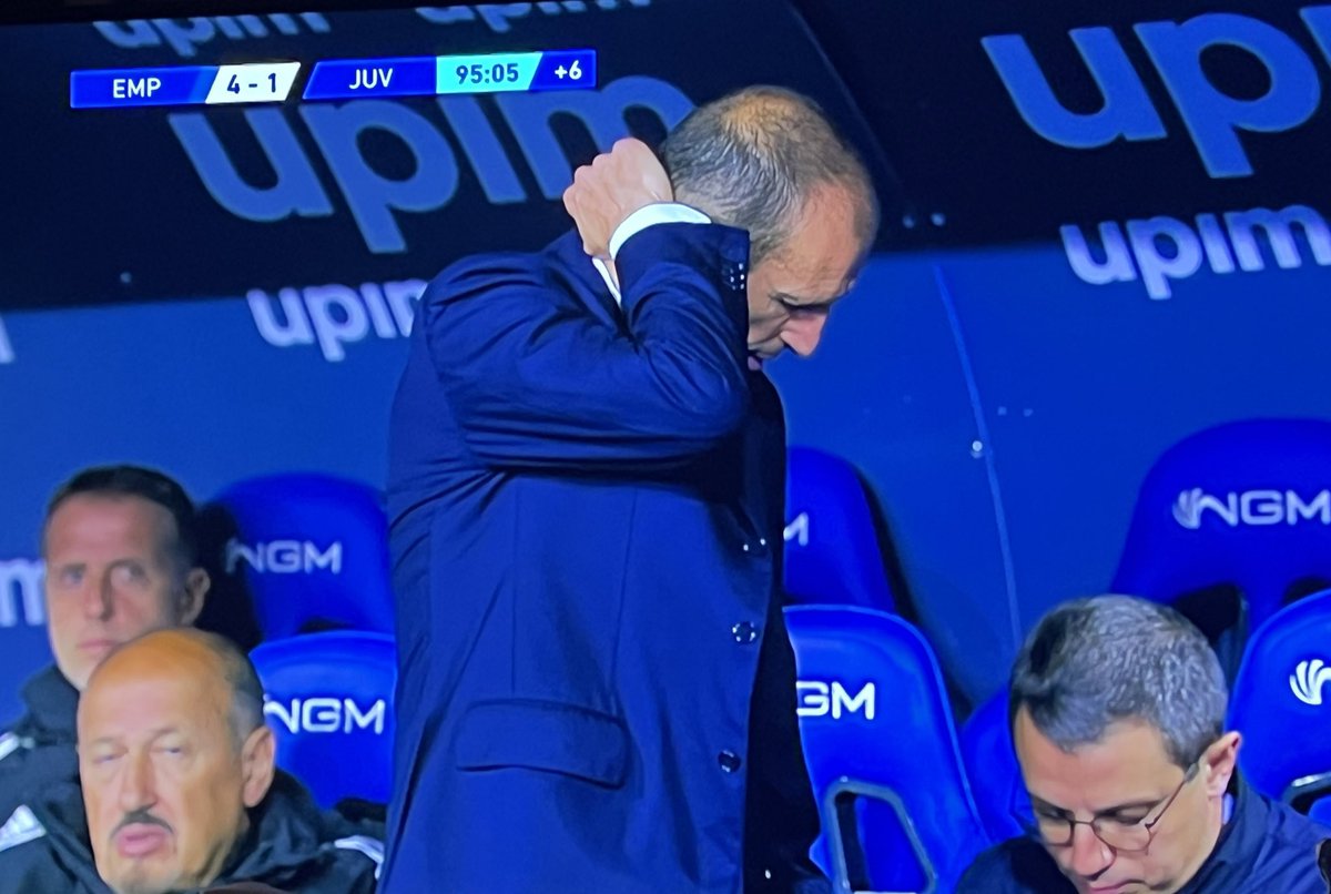romagranata's tweet photo. Dove non arriva la procura, arriva lui. Grazie Max, sei tutti noi. https://t.co/Y74X1NfSFp
