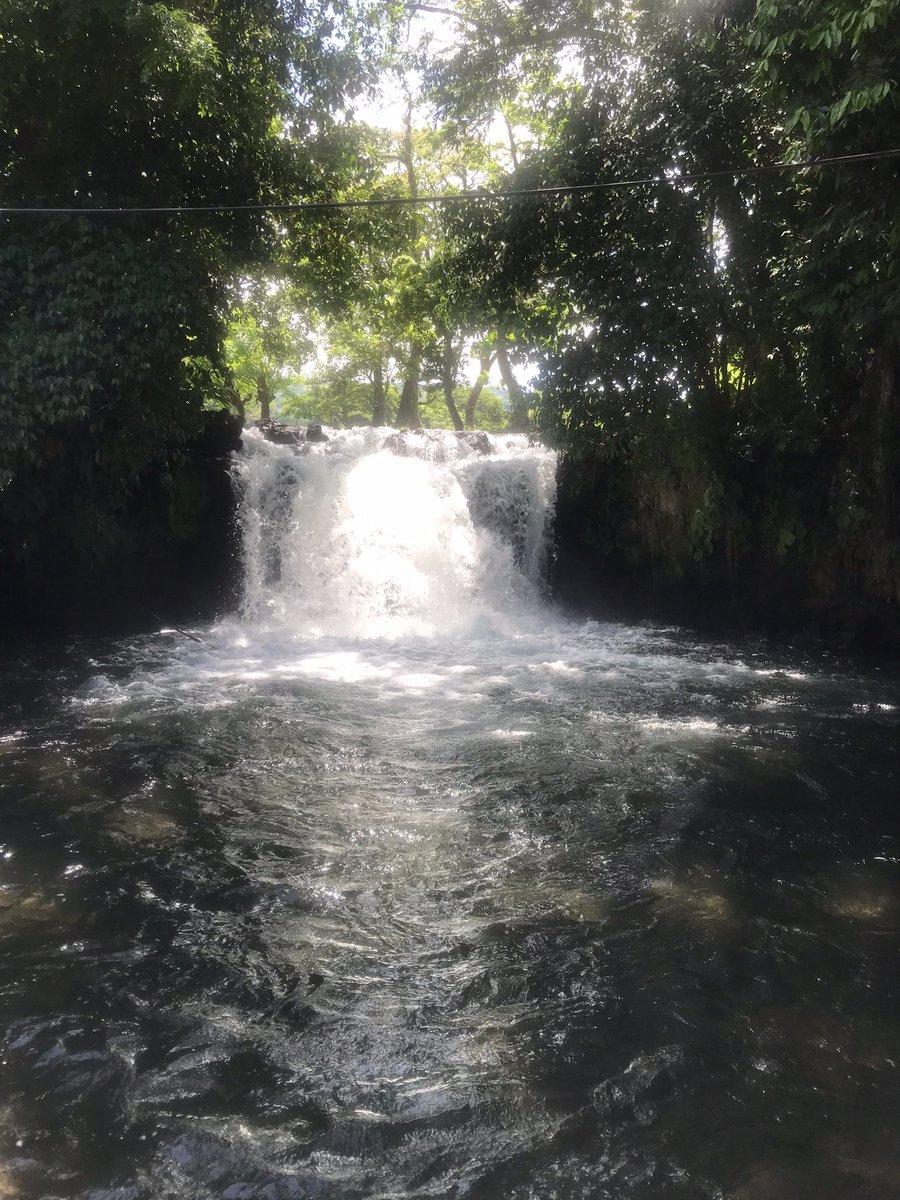 DelgadoPeter's tweet photo. El Trópico https://t.co/iqFVxqywYp