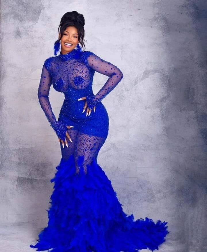 BBN star Tacha say this dress na ₦9.2m...
Me no go talk now shaa..

#tacha #amvca2023 instagr.am/p/CsjylpDNBmi/