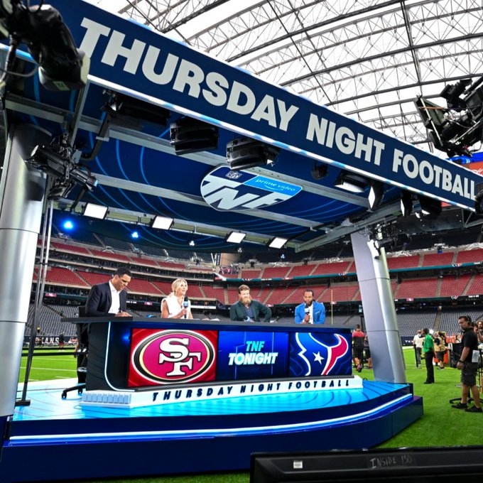 Front Office Sports on X: 'NFL owners have approved flex scheduling for Thursday  Night Football with a 28-day notice. The NFL now has flex scheduling for  Sunday, Monday, and Thursday Night Football.