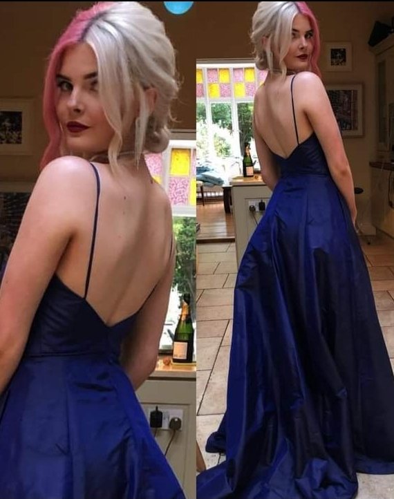 Searching for a Unique And Bespoke gown for a DEBS this year?? Talk to me!  I'm a professional tailor based in D9 designing exclusively for you. Enquiries 0876683183
#debs  #eveninggowns #drumcondra #madeinireland #irishdesigner #dresses #prom