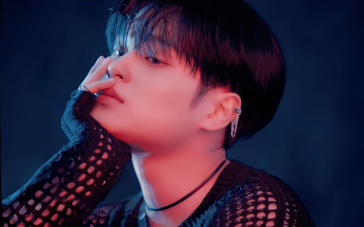 eroshwi's tweet photo. 𝐏𝐑𝐄𝐕𝐈𝐄𝐖 ♦

#이대휘 #에이비식스
#LEEDAEHWI #AB6IX https://t.co/scW01OSoax
