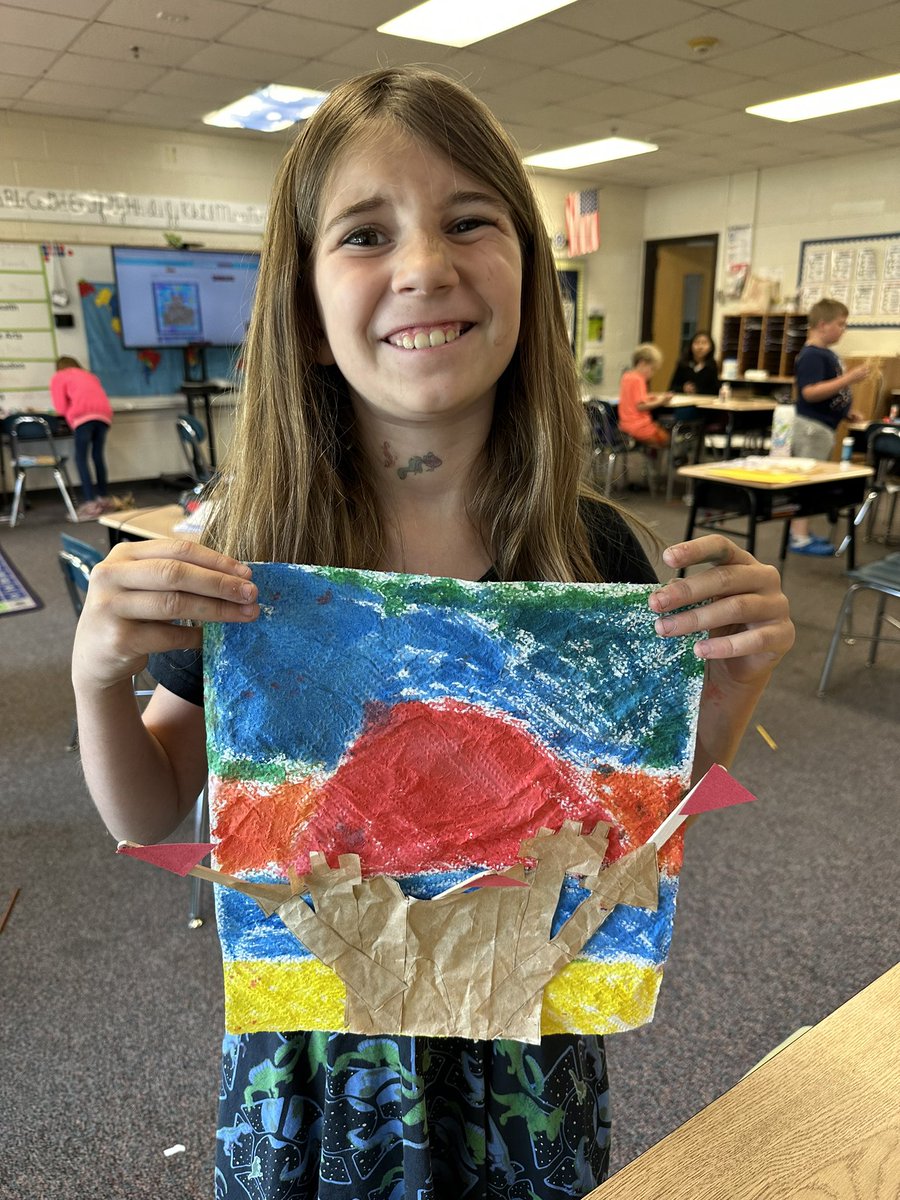 Dreaming of the beach with our texture sandcastle art projects 🏰 🏝️ #art #Teambps #bpsne