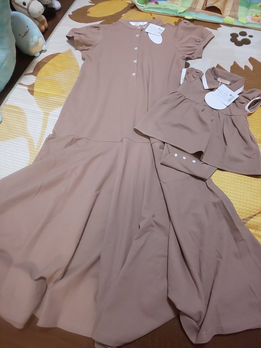 snowlikeu's tweet photo. 両親からちょっと早めの誕生日プレゼントが届きました！
憧れてた親子コーデ嬉しすぎる🎵😍🎵 https://t.co/UVyW8OKGyx