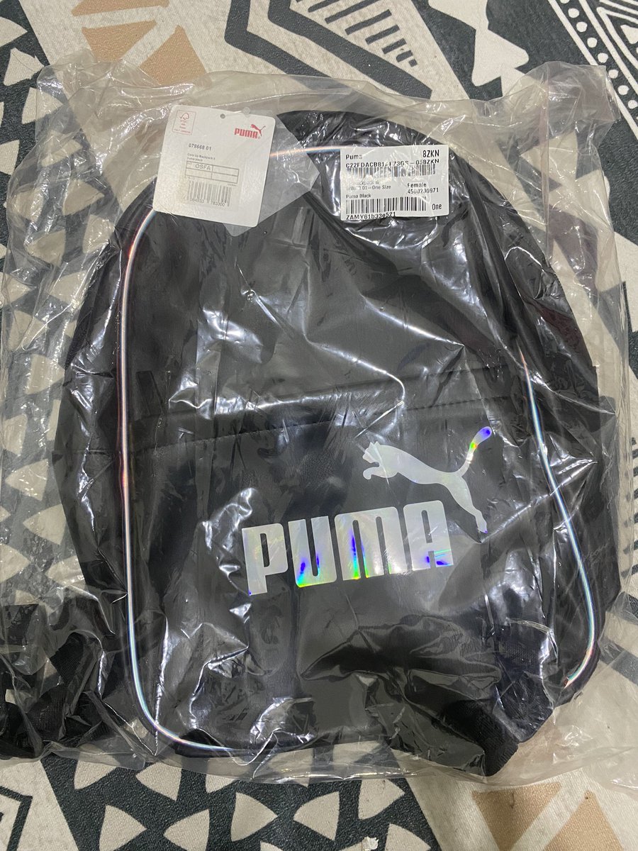 ✨💗GIVEAWAY TIME💗✨

Giving away PUMA Up Backpack II to one lucky person! 

1) Follow me, rt this tweet &amp; rt pinned tweet
2) Randomly select lucky winner hari Jumaat, 29 May (malam). So stay tuned and good luck!