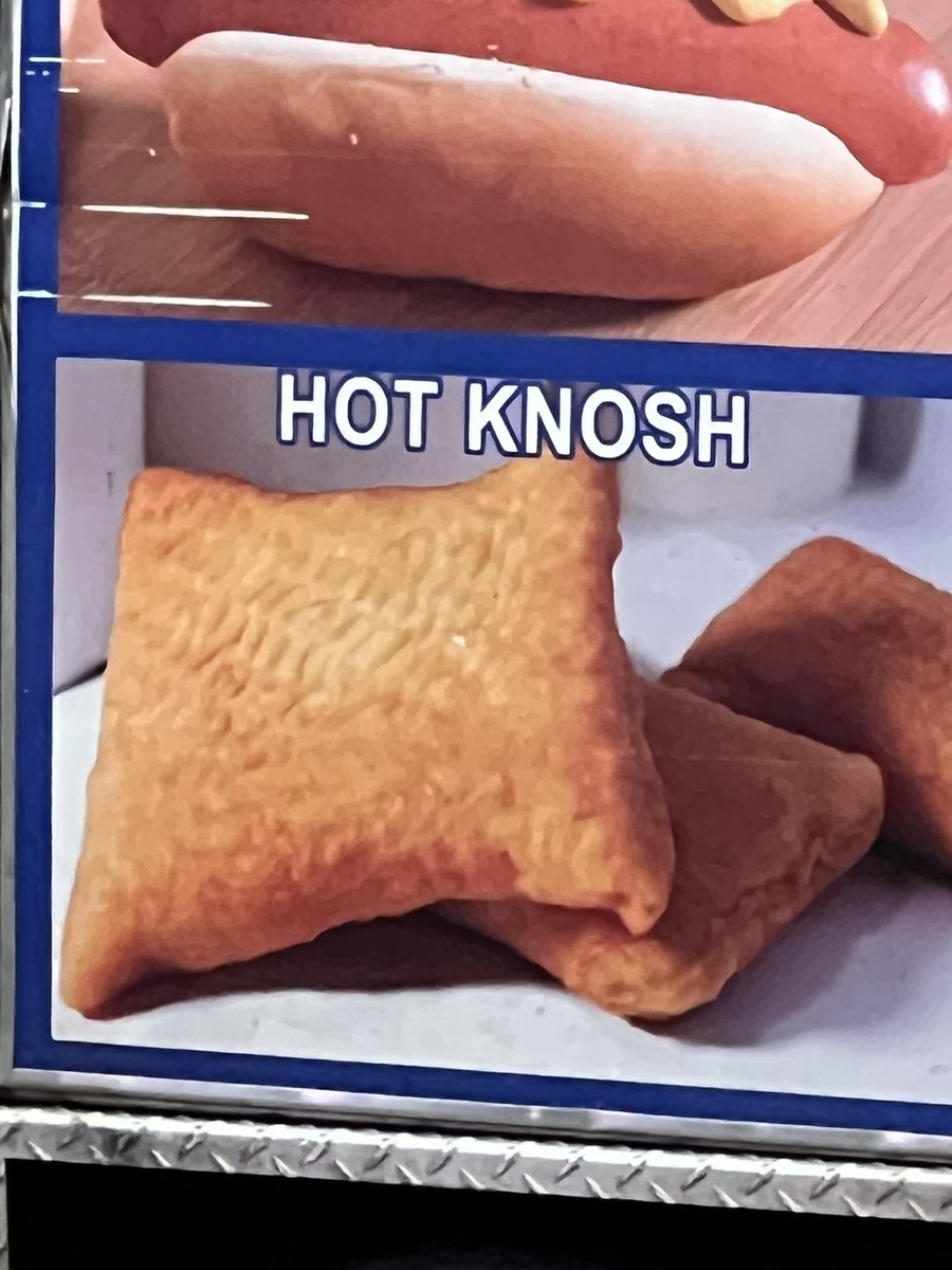 caityjaye89's tweet photo. @TheBrooklynBoys @DavidBrody @SkeeryJones saw this in Manhattan today. I know it’s not grammar police, it’s technically a typo but oh well! I know you both love knishes so this made me laugh! #knishNOTknosh love you guys! I’d love a mention! https://t.co/EDtTQLinnv
