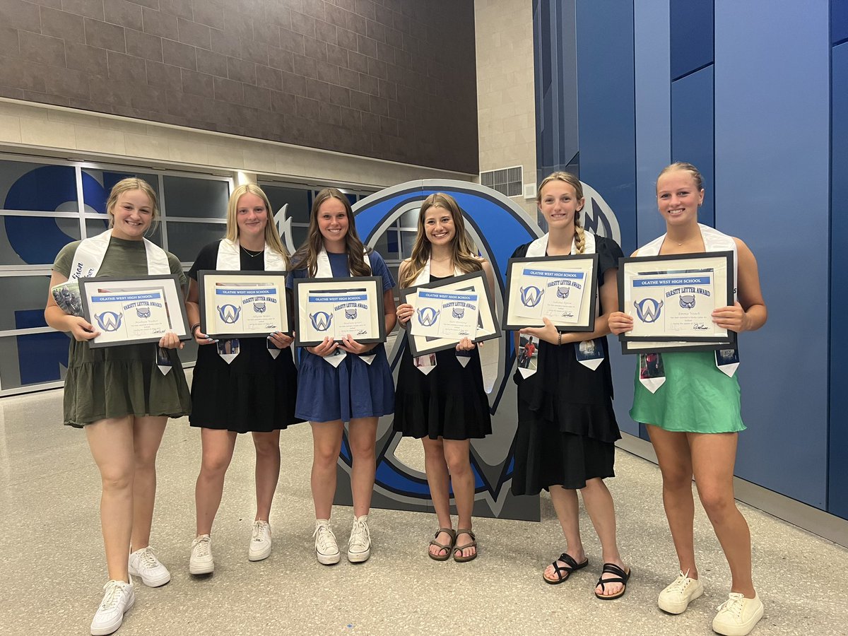 Awesome night celebrating the accomplishments of these awesome ladies! Couldn’t be more proud of these Queens! #notdoneyet