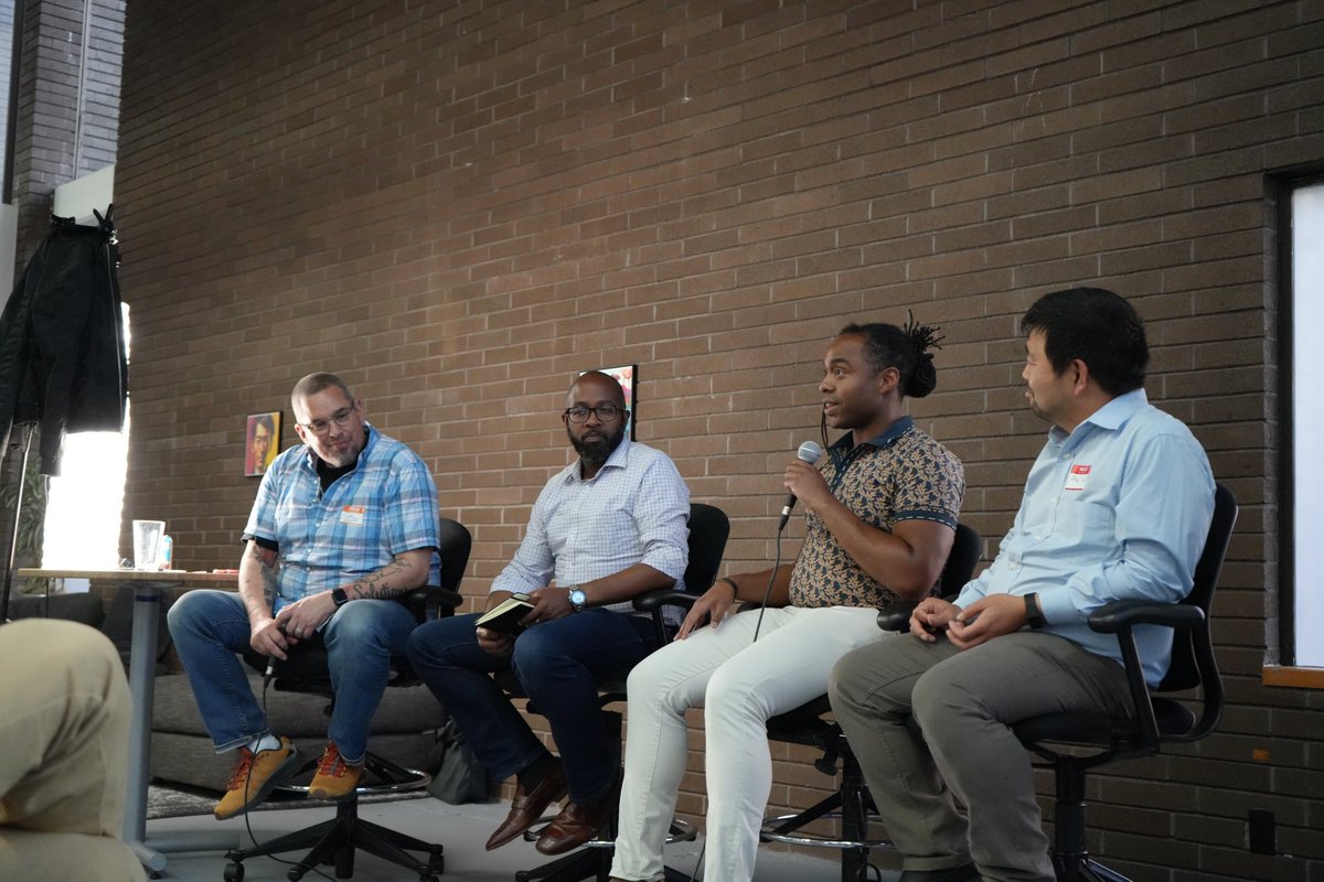 hardwaremassive's tweet image. 🔄A fantastic event last week at Portlabs. Thanks to thought leaders like Loren Taylor, Aaron Fitzgerald, Philip Y Li for their insights. Big thanks to @Kickstarter  👏 Stay tuned for more! 

#DrivingClimateAction #TechInnovation #HardwareCollective #Sustainability