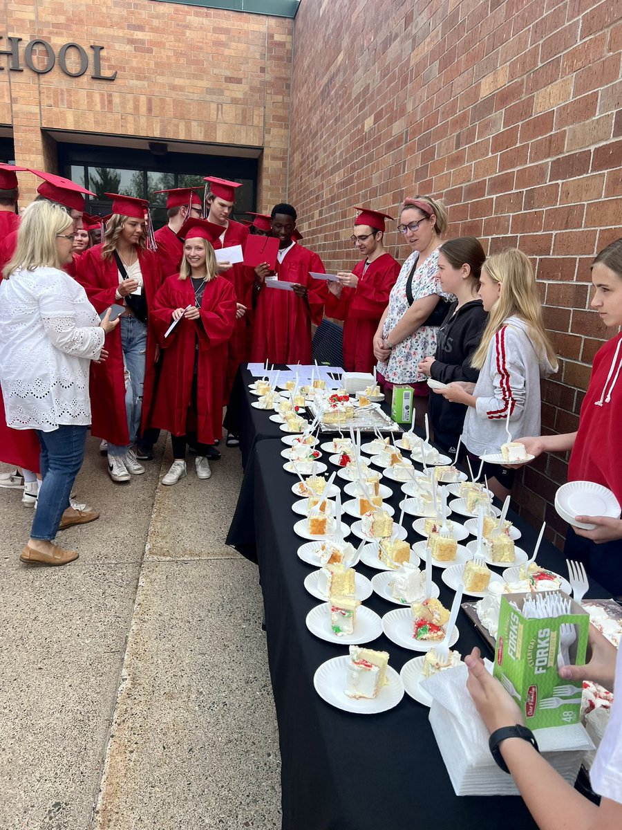 Kate Loveland (@katemloveland) on Twitter photo Congratulations to our former Parker Pumas #classof2023! It was great to have you all back walking the halls. “Once a puma, always a puma🐾! <a href="/Elk_River_Elks/">Elk River Elks</a> <a href="/ISD728/">ISD 728</a> <a href="/ParkerPumas/">Parker Elementary</a> Congratulations to our former Parker Pumas #classof2023! It was great to have you all back walking the halls. “Once a puma, always a puma🐾! <a href="/Elk_River_Elks/">Elk River Elks</a> <a href="/ISD728/">ISD 728</a> <a href="/ParkerPumas/">Parker Elementary</a>