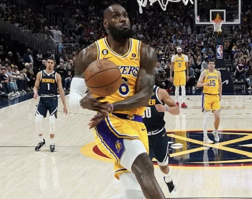 MedicMikeG's tweet photo. @espn Yet this……. https://t.co/4sopL2yPqb