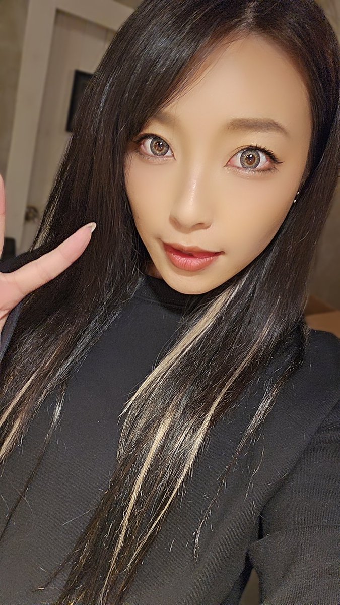 おはとみ〜〜🤞🏻遂に‼️‼️‼️‼️ フォロワー10000人まで おはとみ〜〜🤞🏻遂に‼️‼️‼️‼️ フォロワー10000人まで