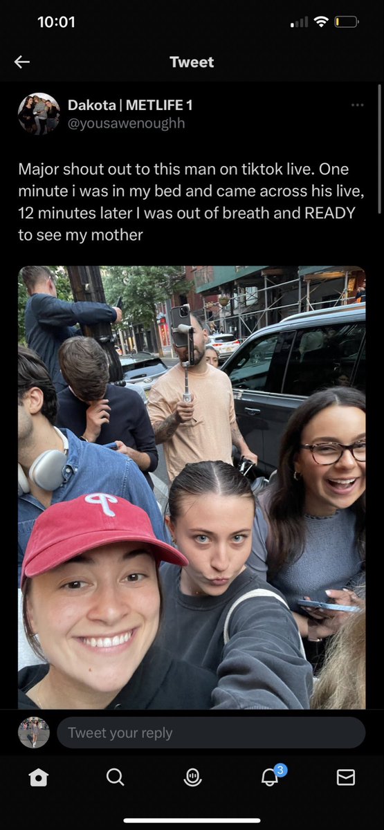 u guys are so fucked up like??? we arent seeing her for a looooooooong time after the eras tour is over. this is so fucking weird please leave her alone how would yall feel if hundreds of people waited in front of ur house and chased ur car down the street??? be normal for once