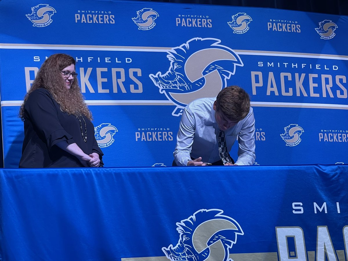 PackerEngineers's tweet image. CTE Signing  Night at SHS!! We are honoring FAME Apprenticeship students Nick Evans (signing on with Altria) and James Stephens (signing on with EPT)…these guys will have a bright future in advanced manufacturing!! @CentralVafame @IWCSchools