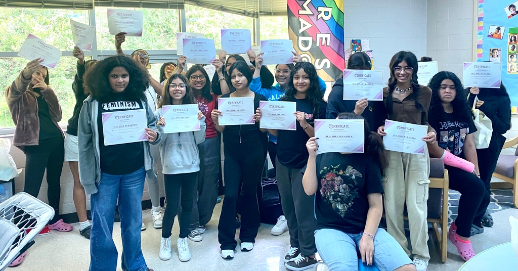 TheFindDesign's tweet photo. It’s the last week of school and we love to see these beautiful F.L.Y. girls graduating, going to dances, and making summer plans! Thank you Ladies for an amazing year of groups! 😌💜✨ https://t.co/g0D4dTrU9N