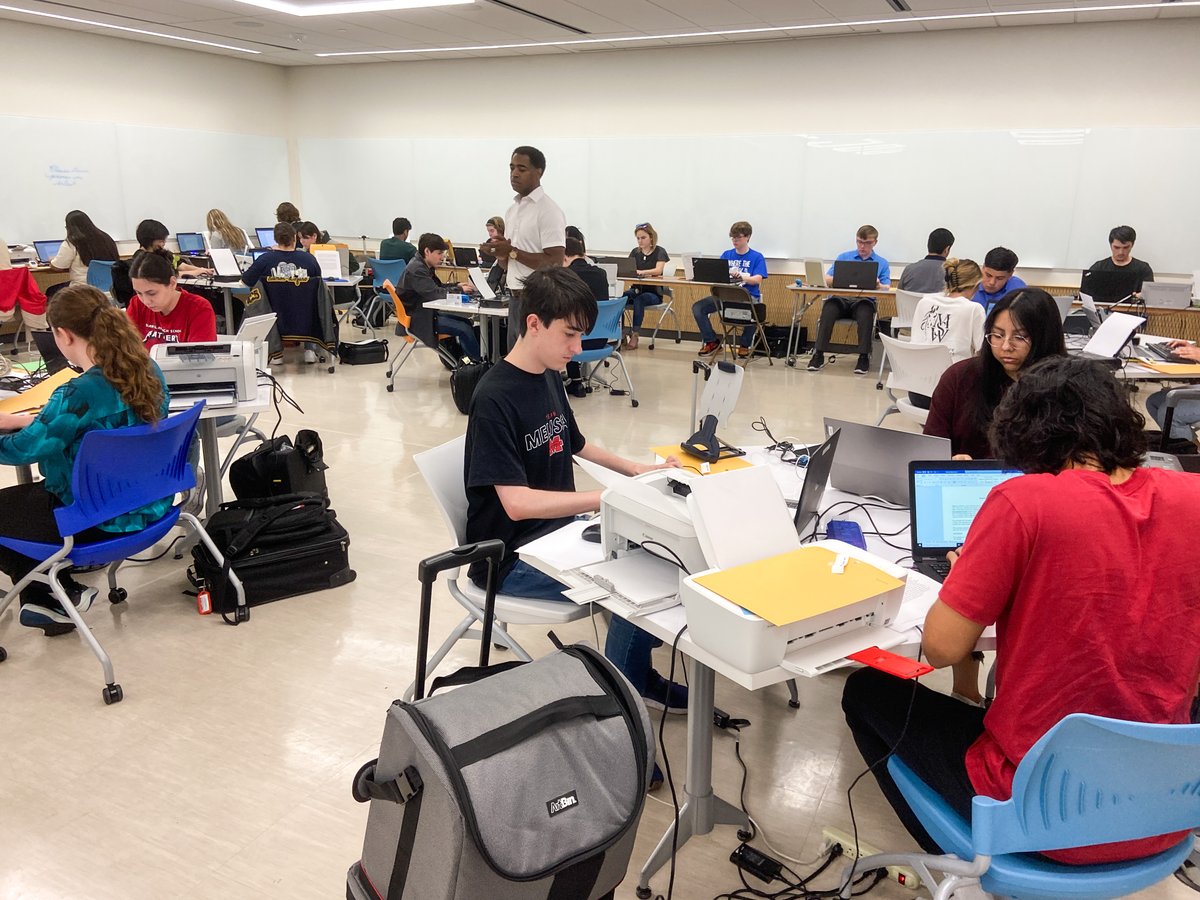 hexco's tweet image. Big shout-out to Linda and Beth for co-writing and leading the intense 2023 #UILState Computer Apps contest! Thanks a ton, Anthony Williams for your invaluable assistance and years of support! Congrats to all students who placed and thank you coaches! @uiltexas @UTAustin #contest