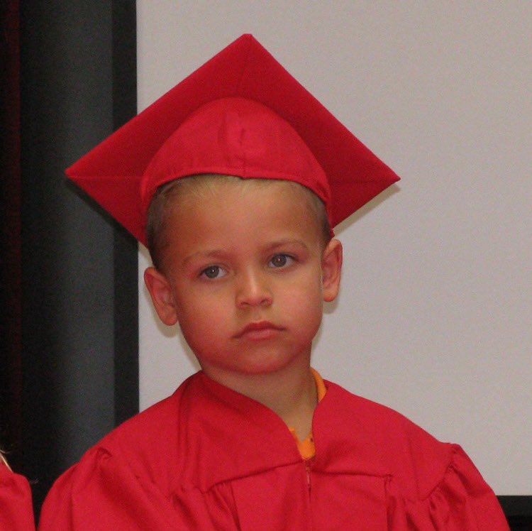 Alex_Angulo9's tweet photo. We’re proud of you Lane! #polkgrad23 https://t.co/jwH6rOmUM5