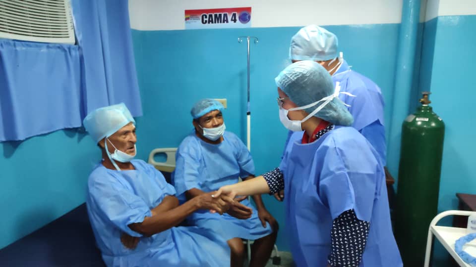 En desarrollo, II Jornada de evaluación y cirugía de pacientes para cirugías oftalmológicas de cataratas en Barinas.

#1x10ContactoConElPueblo
#JuntosPorCadaLatido
#MaduroMasPueblo 

leer hilo