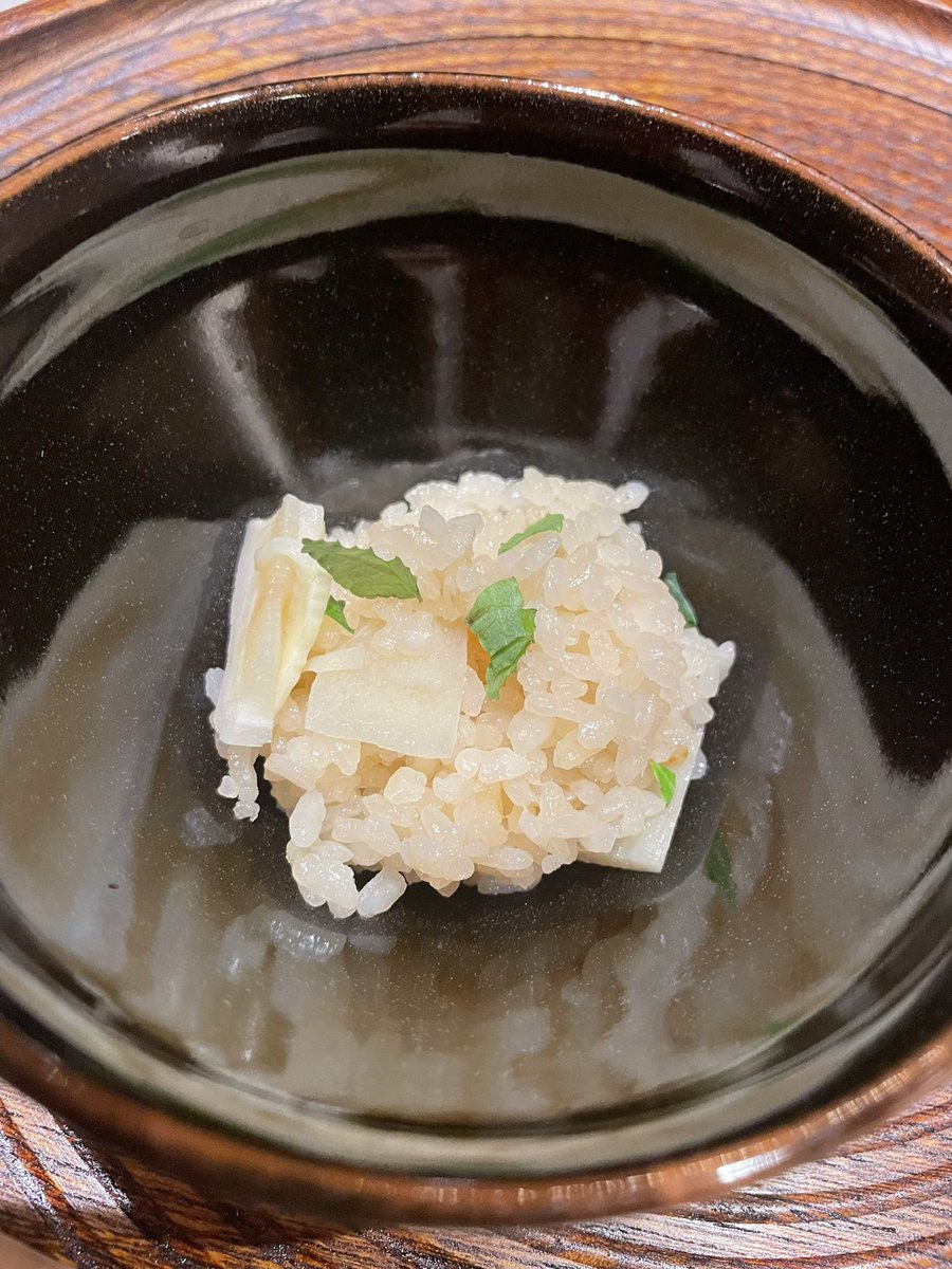 ryomaproject's tweet photo. 昨日は朝から移動して、まずは京丹後にある『天風』さんで、美味しい蕎麦や岩魚など🌿
夜は京都舞鶴ARIYOSHIさんで、旬の絶品料理を。。
今日は朝から田植えをして行きます☀️楽しみ✨
#舞鶴 #ARIYOSHI #天風 https://t.co/DiuYaLEmJX