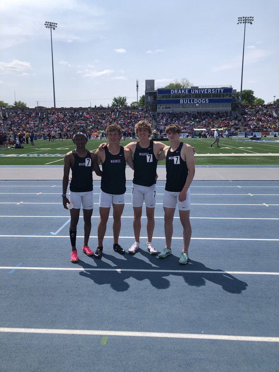 WaukeeBoysTrack's tweet photo. 4x400 Meter Relay Team of: C. Driscoll, K. Robinson, G. Hinke, and T. Lembechwa finish 10th at the State Track and Field Meet #GoWarriors #Team23 #TRIBE https://t.co/S1Zn8e4SaW