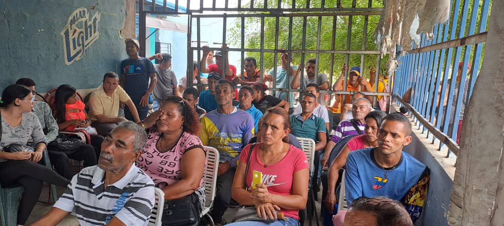 partidoUNT: Estructura electoral de <a href="/CojedesUNT1/">UNTCojedes</a> realiza trabajo político para llevar a <a href="/manuelrosalesg/">Manuel Rosales</a> a la presidencia

bit.ly/41Z8p9S

#SomosUNT #22Mayo