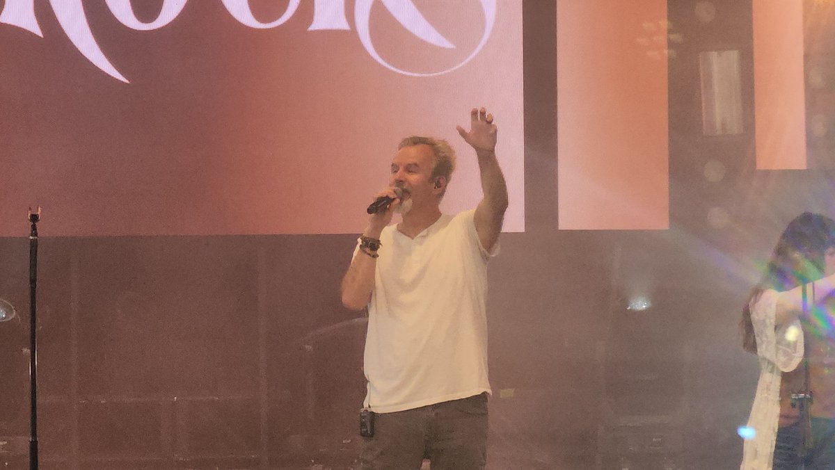 DisneyMims91's tweet photo. Watching all 3 @castingcrowns shows at #epcot tonight! It's been 6 years since my last crowns concert! https://t.co/ikNNhRmcZX