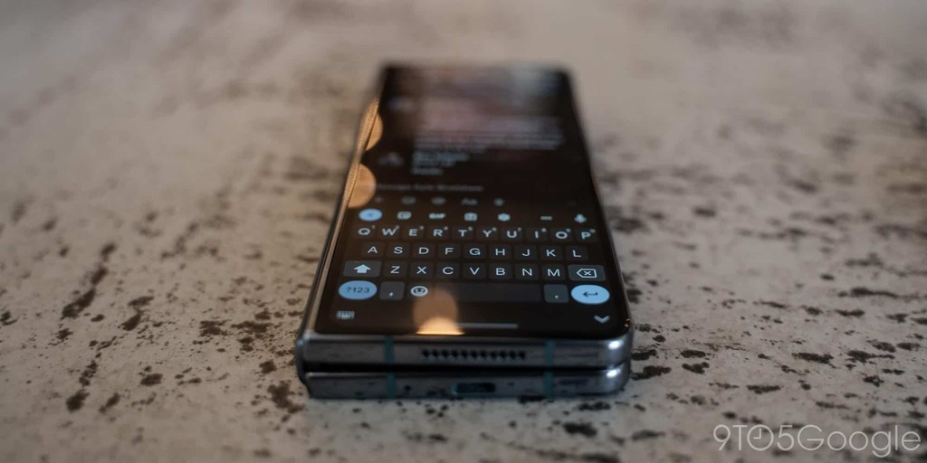 APK Insight tweet media