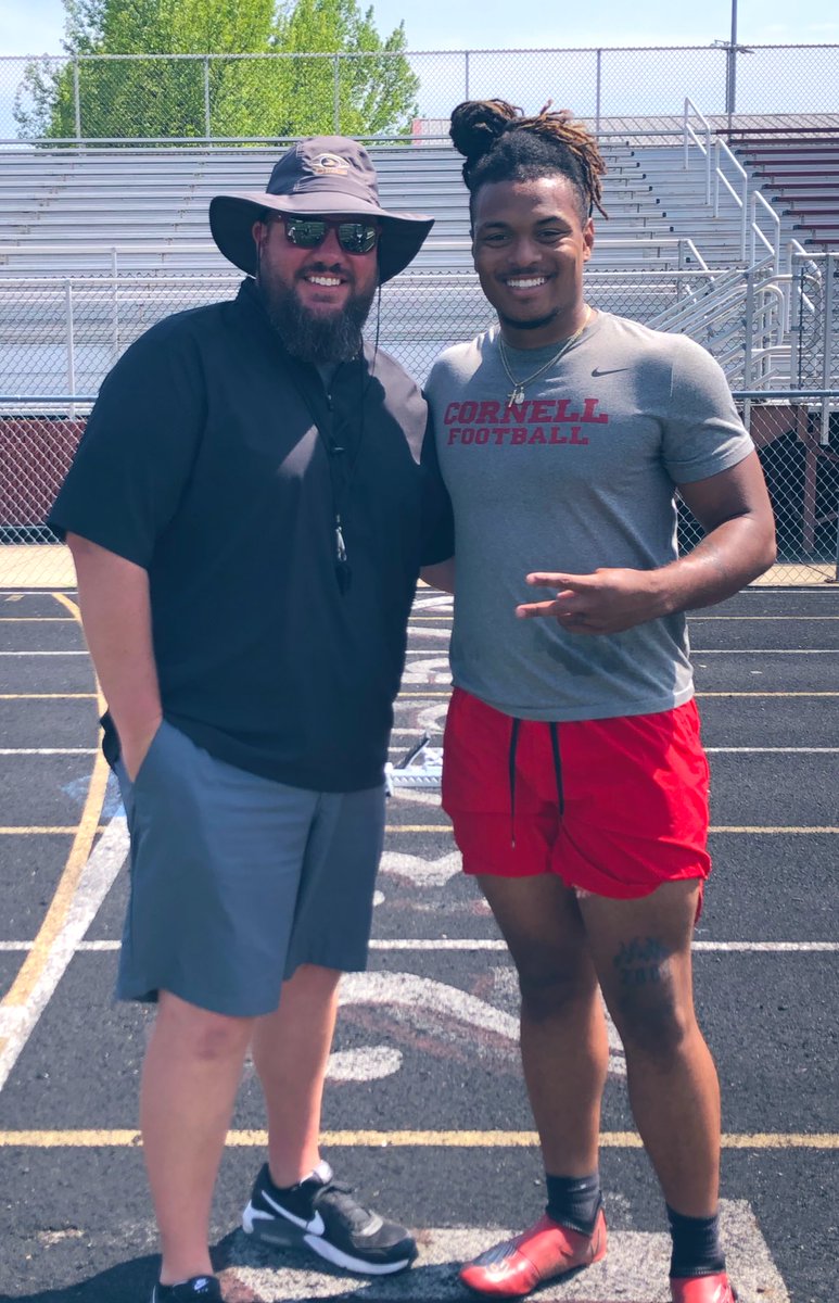 Coach Slabaugh (@coach_slabaugh) on Twitter photo It’s always great running into former students/athletes…especially when it’s former <a href="/JimtownFootball/">Jimtown Football</a> <a href="/JimtownTrack/">Jimtown Track & Field</a> great, and current <a href="/BigRed_Football/">Cornell Football</a> RB <a href="/JohntuReed/">Johntu Reed Jr</a>
Keep up the hard work! You are an inspiration to so many Jimmies in the Baugo community! 🚂🏆⚒️ It’s always great running into former students/athletes…especially when it’s former <a href="/JimtownFootball/">Jimtown Football</a> <a href="/JimtownTrack/">Jimtown Track & Field</a> great, and current <a href="/BigRed_Football/">Cornell Football</a> RB <a href="/JohntuReed/">Johntu Reed Jr</a>
Keep up the hard work! You are an inspiration to so many Jimmies in the Baugo community! 🚂🏆⚒️