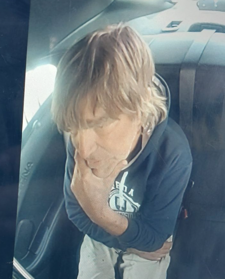 TPSOperations's tweet photo. MISSING:
Leo, 68
- last seen on May 22, at 7:25 am in the Markham Rd &amp; Progress Ave area
- described as 5'8, blonde hair
- wearing a blue hoodie, khaki pants and brown loafers
#GO1148574
^av https://t.co/llwinMCy9i