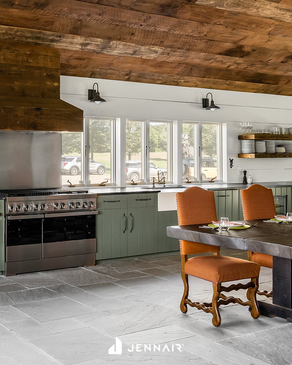 Prepare to impress. With JennAir, every meal becomes an occasion to savour. Set the table, gather your loved ones, and let the magic unfold.

Featuring the JennAir® 48” NOIR™ Professional-Style Range.
Learn more: spr.ly/JennAirNoirRan…

#JennAirCanada