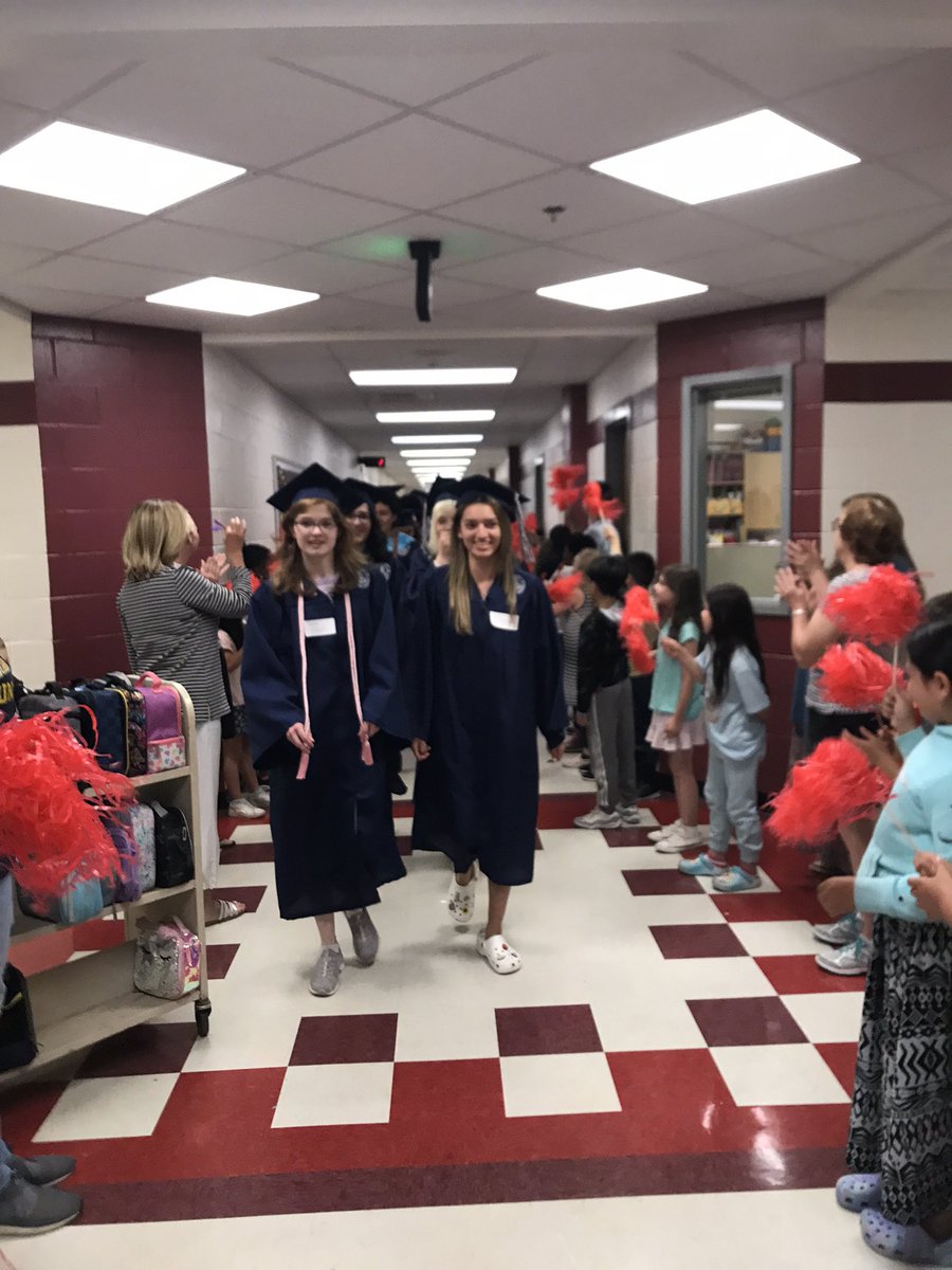 hcpss_ples's tweet image. Amazing day celebrating Howard High graduates who attended PLES!!! #PLES proud @hcpss_hohs