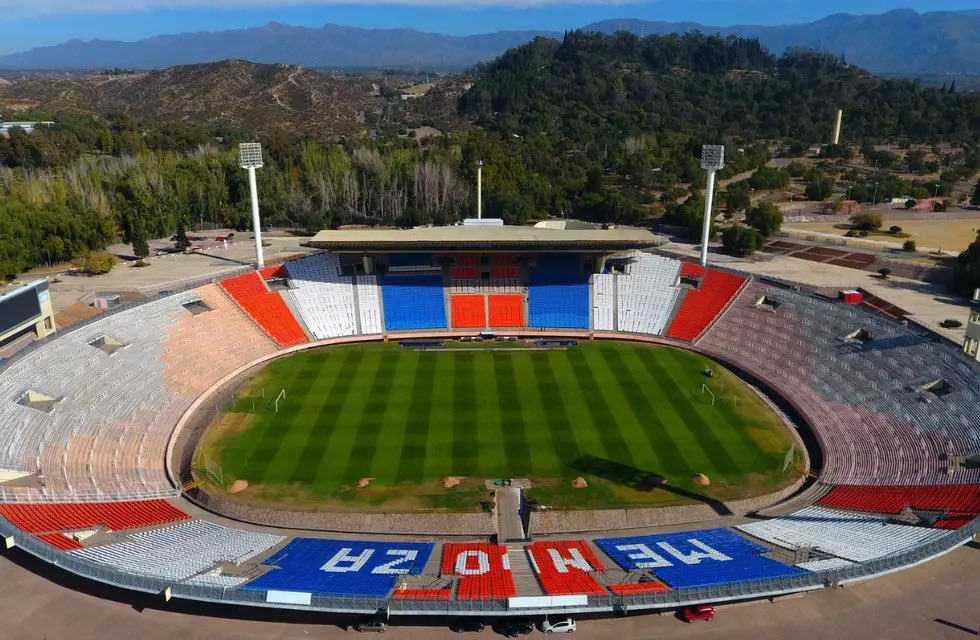 GodoyCruzBot's tweet photo. RT @Cheo_CAI: RT @Mati_Martinez: 🔴 #GodoyCruz - #Independiente se jugará en el Malvinas Argentinas.

📌Los dirigentes pedirían jugar con público visitante.

📌Seguridad de Mendoza daría el OK.

🗓️Se juega el domingo 4/6 a las 21.30. https://t.co/8Hny5cC9WF