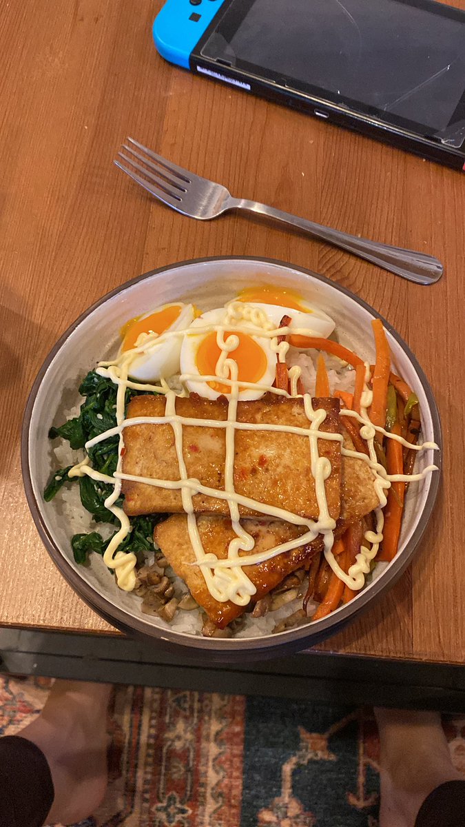 Itsa_Fiasco's tweet photo. posting my dinners to twitter not for u guys but so i can scroll through my media tab when i need dinner ideas https://t.co/YAUwAePJUr