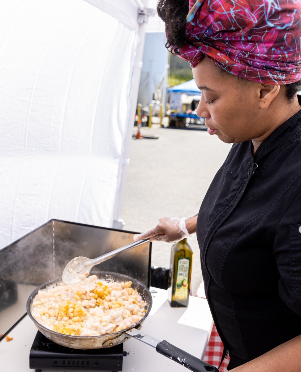 VoodooLoveSF's tweet photo. Make sure ya'll grab you plate Next Sunday @latinsteakhouse for @blackrestaurantweek  🧀🔥👀⁠
⁠
#voodolovesf #creolefood #soulfood #southerncomfoort #BRW2023 #buyblack #blackowned #macncheese #MacNCheeseGoals #blackunity #blackrestaurantweek #foodie #foodgasm #foodporn #cheesy https://t.co/sKl8rQHEWb