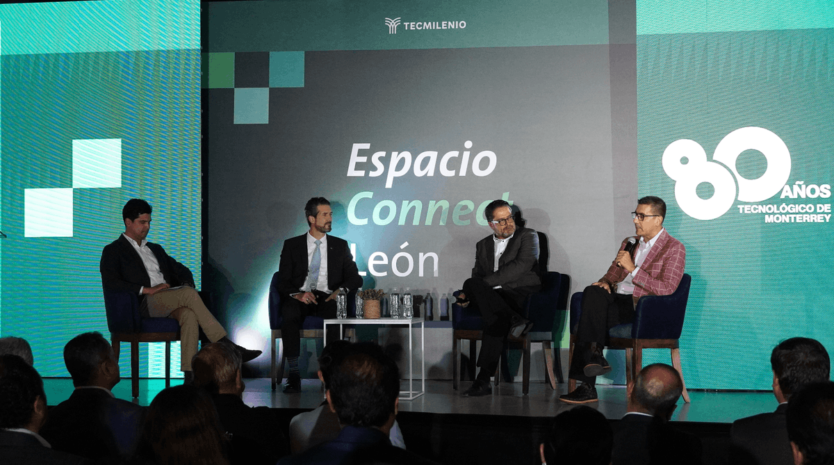 BrunoZepedaB's tweet photo. ¡Inauguramos un nuevo #EspacioConnect en León, Gto! Me emociona mucho seguir creciendo y brindando espacios innovadores a la comunidad de aprendedores de @Tecmilenio. https://t.co/zVKwMuorEJ