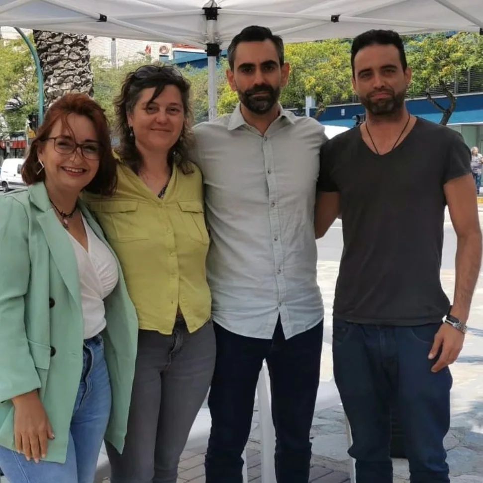 ALTER_FValencia's tweet photo. Acto de #memoriahistorica en #Elche en el que se dejó claro que no se puede hablar de democracia sin #VerdadJusticiaReparación.
Desde @ALTER_info el secretario general de @ALTER_FValencia y candidato nº6 en la lista ilicitana #UnidesPerElx #carlosmedinacasado @raciocinio26... https://t.co/b5EqFc1Ifq