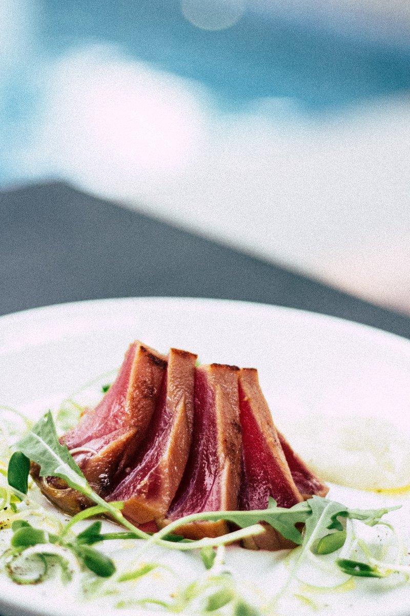 It's a luxury-meal-by-the-water kind of night. 👌⠀
⠀
SkY360 Development: Luxury, Location, Lifestyle⠀
⠀
📸 by Mgg Vitchakorn
#pool #water #poolside #poolday#food #goodfood #foodie #restaurant #luxury #luxurylifestyle #lifestyle #southflorida #pompanobeach #lauderdalebythesea