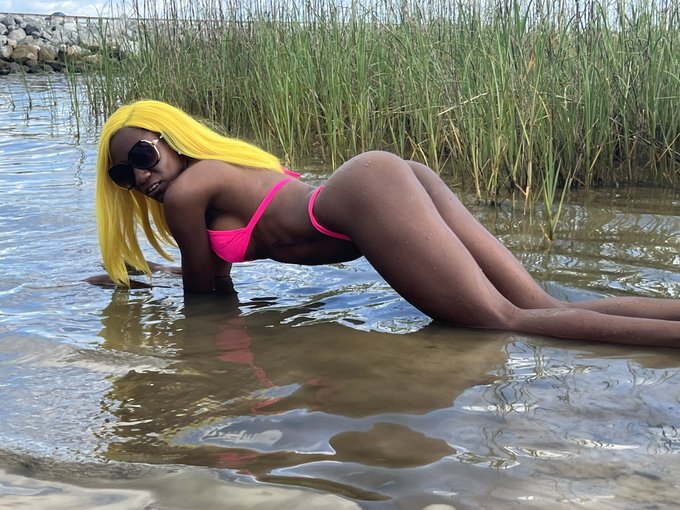 Who doesn&rsquo;t like it from the back https://t.co/V6efnsbAmg<a href="/tag/phmodelcontest"class="tags"><span>#phmodelcontest</span></a>