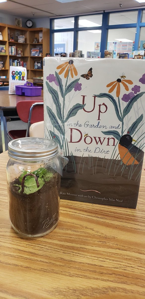 Learning about wonderful worms in @FlowerHillMedia kindergarten this week, in preparation for @GoNatureForward's in-house field trip about worms and composting. @KateMessner @csneal @Novel_Effect