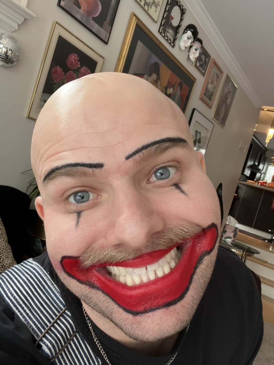 Jacob Sharpe had brain cancer 😏 tweet media