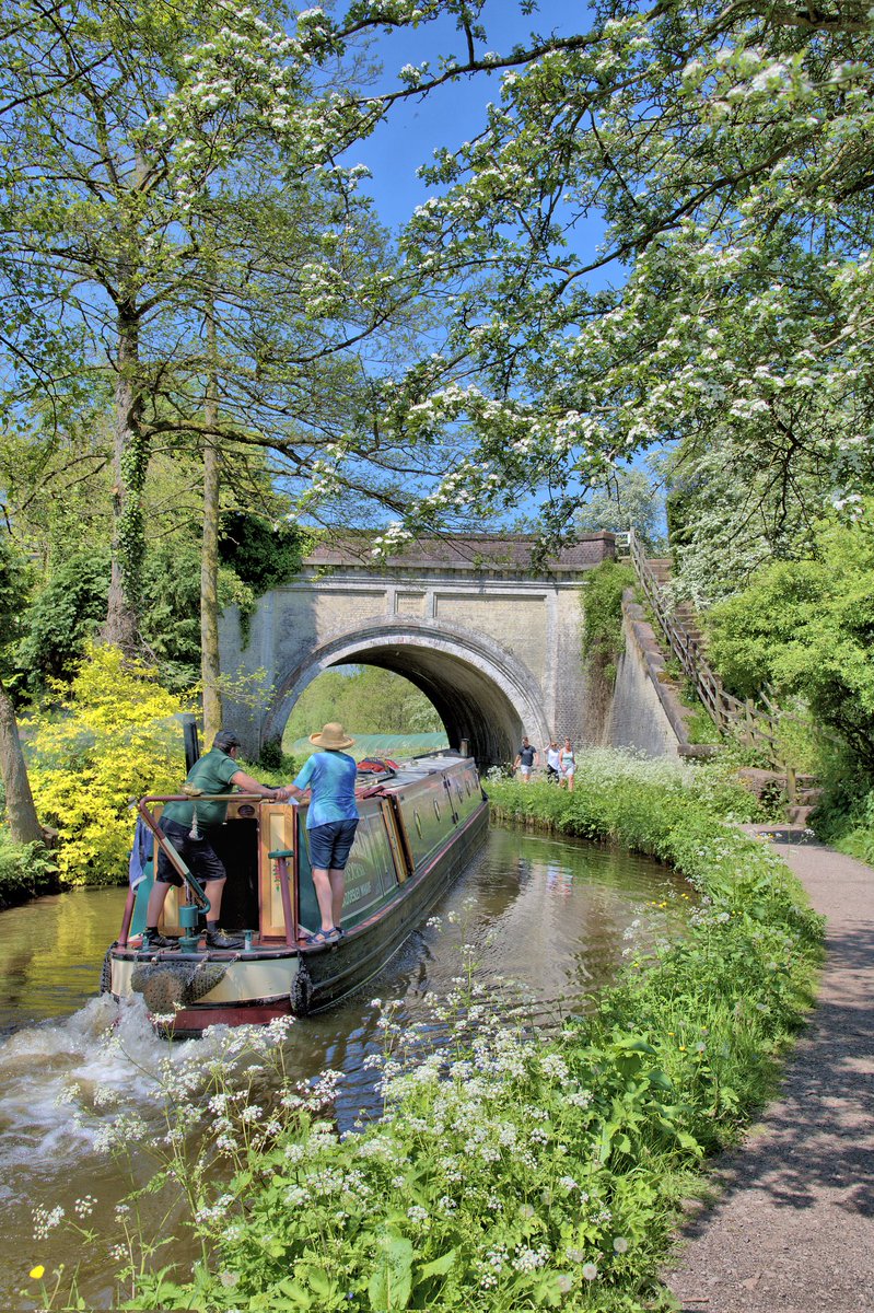 Not one of the historic boats I'm best known for but I thought this scene at Hazlehurst Aqueduct along the Caldon Canal was so attractive it was impossible to ignore.
#chasingtheboats 
#canalphotography
@CanalRiverTrust 
@CRTBoating 
@staffslife 
@CaldonUttoxeter