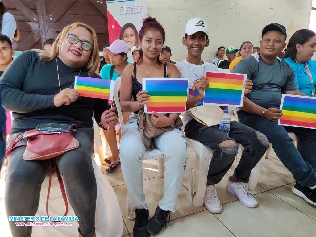 mifamilianic's tweet photo. #Chinandega 
Participamos en presentación de Cartilla “Diversidad Digna: El Derechi a Elegir y el Deber de Respetar”.
#AmorALaVida
#AmorALaFamilia https://t.co/ehvULPBOdX