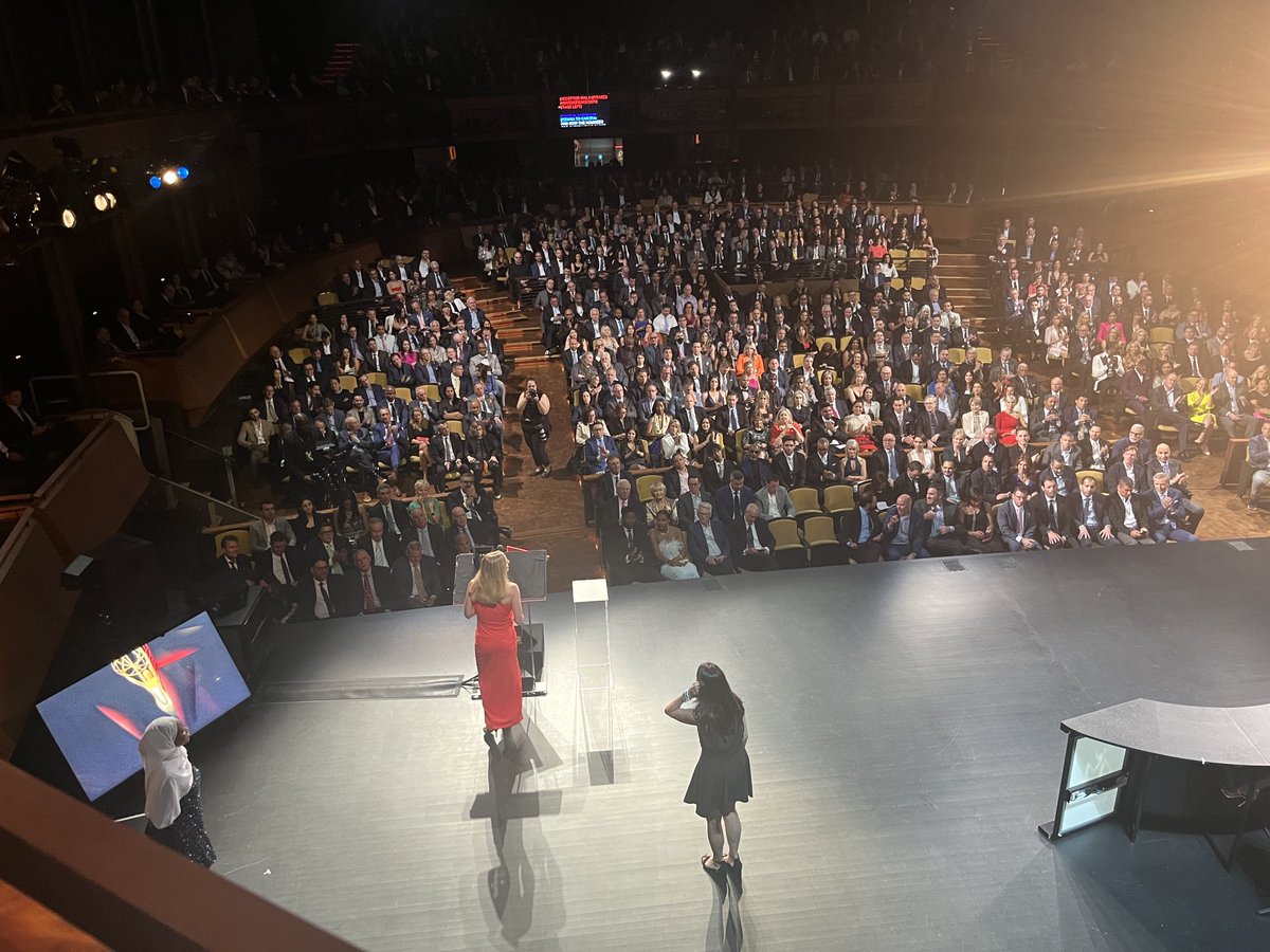 jksports's tweet image. ESPN Paula Lavigne accepts long feature emmy for “Betsy and Irv”