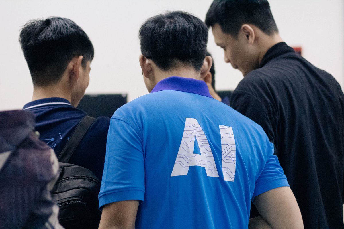 🤖Join us <a href="/whyofai/">Why of AI</a> for our 3rd week of our AI Innovation Lab series! From 05.30.23 - 06.02.23, participate &amp; network in several hybrid AI-focused events. Open to the public &amp; free to participate.

RSVP @ 1871.com/event/ai-innov…

#aiinnovationlab #1871innovationhub #ai #whyofai