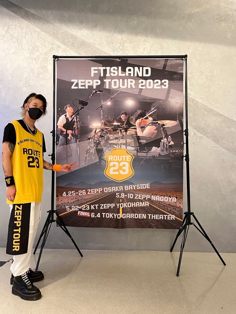 楽しすぎた。
約4年ぶりのホンギ達、、、
東京公演も行きたかったけど、6月2日から韓国に行ってしまうので今回のツアーは1日のみ参戦。
次のライブは行ける日全部行きたいな！

#ftisland #FTISLAND #イホンギ #イジェジン #チェミンファン #Zepp #ZEPP_TOUR_2023_ROUTE23