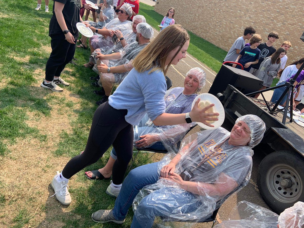 Wachter Middle School tweet media